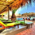 Jojo Beach Hotel & Bar, Santorin