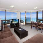 2 brm Oceanfront Apartment