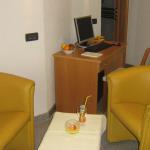 Hotel Sunce, Podstrana