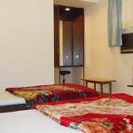 Hotel Samrat - Twin Room