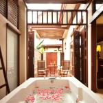 Jacuzzi Bath