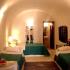 Antithesis Hotel in Santorin